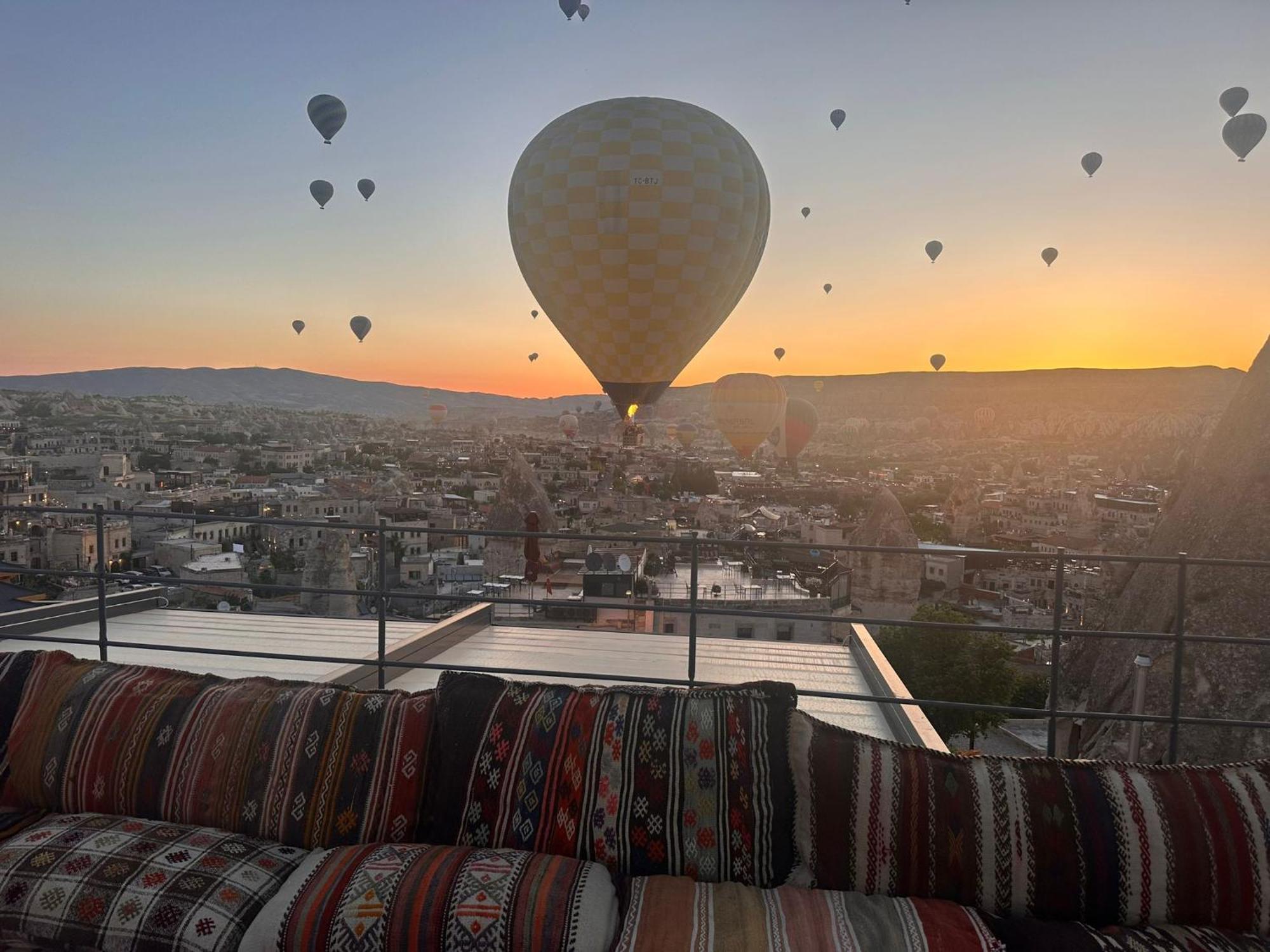 Hira Cave Hotel Göreme Exteriér fotografie